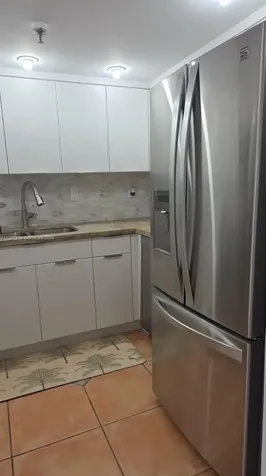5249 NW 7th Street Miami FL 33126