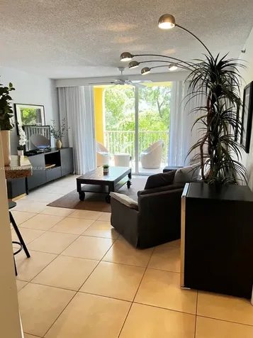 Aventura FL 33180