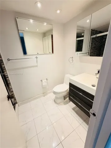 6423 Collins Avenue Miami Beach FL 33141