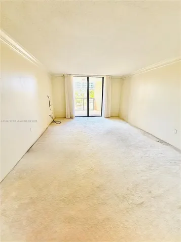 6423 Collins Avenue Miami Beach FL 33141