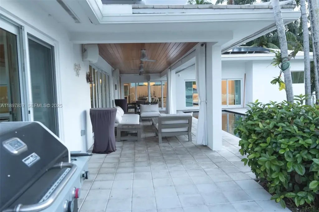 1321 Tangelo Isle Fort Lauderdale FL 33315