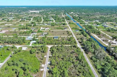 839 Kaley Avenue S Lehigh Acres FL 33974