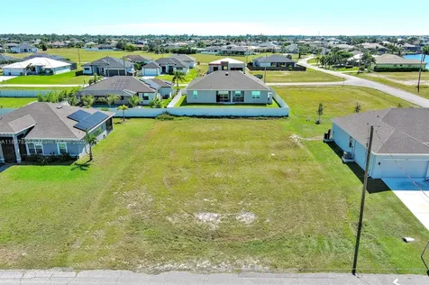 3548 NW 21st Terrace Cape Coral FL 33993