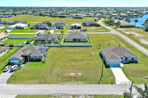 3548 NW 21st Terrace Cape Coral FL 33993