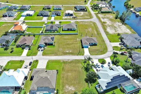 3548 NW 21st Terrace Cape Coral FL 33993