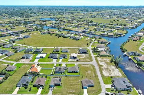 3548 NW 21st Terrace Cape Coral FL 33993
