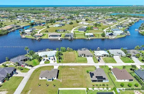 3548 NW 21st Terrace Cape Coral FL 33993