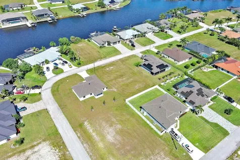 3548 NW 21st Terrace Cape Coral FL 33993