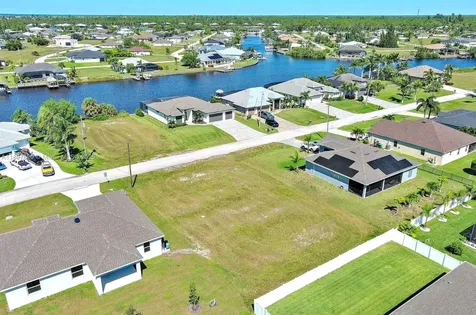 3548 NW 21st Terrace Cape Coral FL 33993