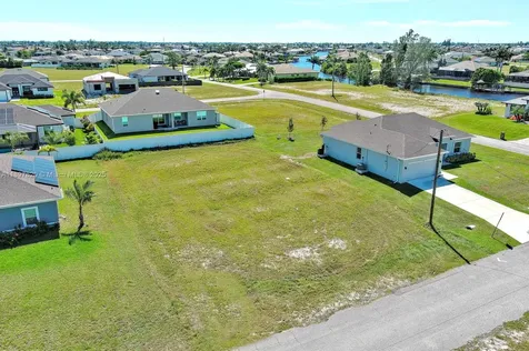 3548 NW 21st Terrace Cape Coral FL 33993
