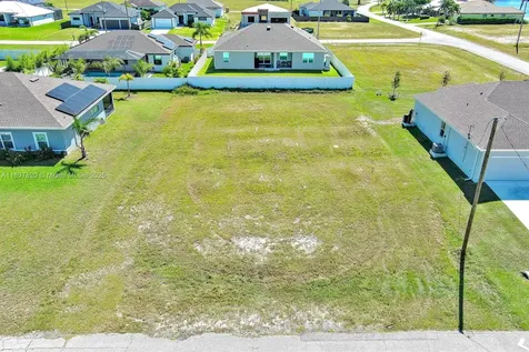 3548 NW 21st Terrace Cape Coral FL 33993