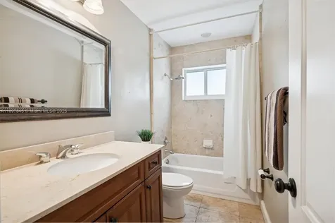 8271 Cassia Terrace Tamarac FL 33321