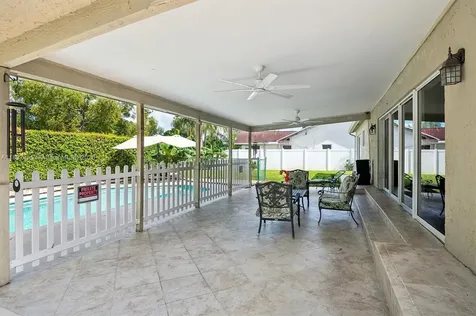 8271 Cassia Terrace Tamarac FL 33321