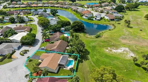 8271 Cassia Terrace Tamarac FL 33321