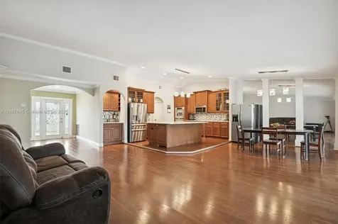 8271 Cassia Terrace Tamarac FL 33321