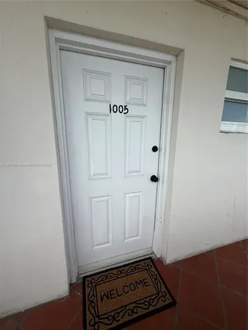 7904 West Drive North Bay Village FL 33141