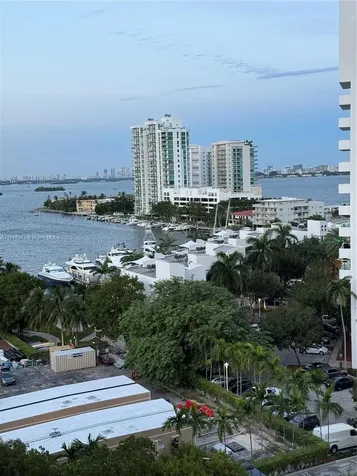 7904 West Drive North Bay Village FL 33141