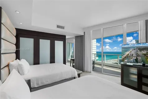 4391 Collins Avenue Miami Beach FL 33140