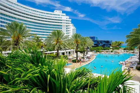 4391 Collins Avenue Miami Beach FL 33140