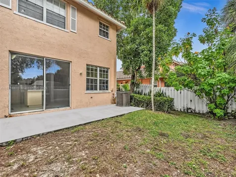 9125 NW 40th Street Sunrise FL 33351
