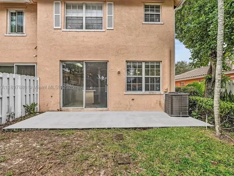 9125 NW 40th Street Sunrise FL 33351