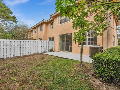 9125 NW 40th Street Sunrise FL 33351