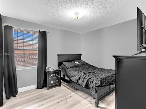 9125 NW 40th Street Sunrise FL 33351
