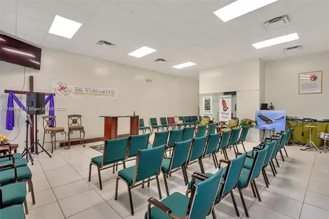 9150 NW 22nd Avenue Miami FL 33147