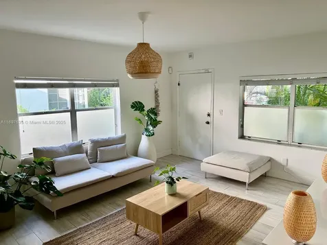 653 Michigan Avenue Miami Beach FL 33139