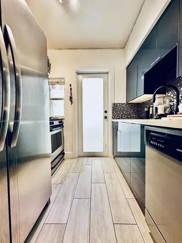 653 Michigan Avenue Miami Beach FL 33139