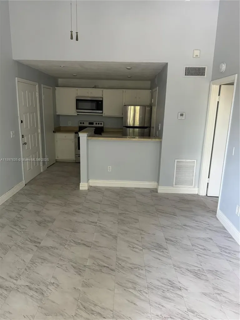 4441 W Mcnab Road Pompano Beach FL 33069
