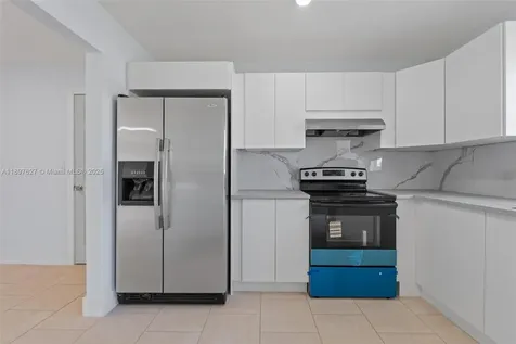 15913 Fairway Heights Boulevard Miami FL 33157
