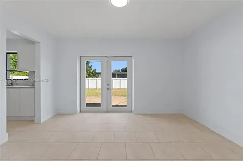 15913 Fairway Heights Boulevard Miami FL 33157