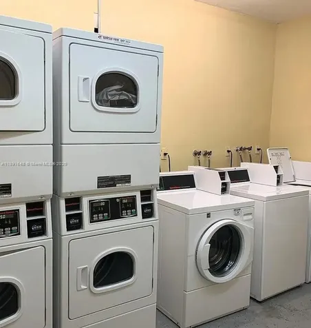 11905 NE 2nd Avenue North Miami FL 33161