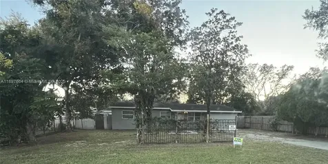 6632 Edgewater Drive Orlando FL 32810