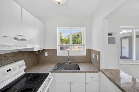 1864 NW 28th Street Miami FL 33142