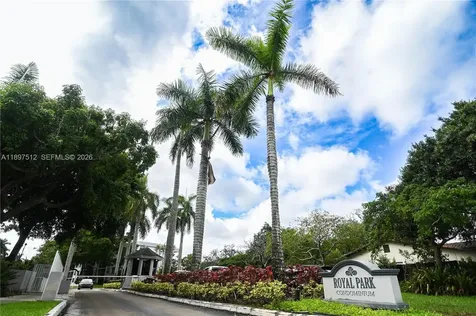110 Royal Park Drive Oakland Park FL 33309