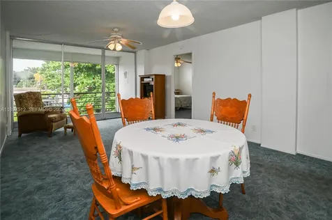 110 Royal Park Drive Oakland Park FL 33309