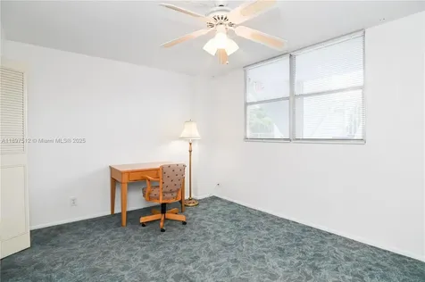 110 Royal Park Drive Oakland Park FL 33309
