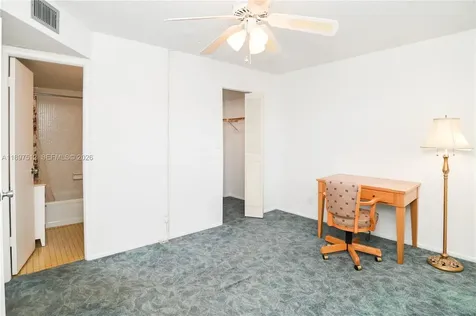 110 Royal Park Drive Oakland Park FL 33309