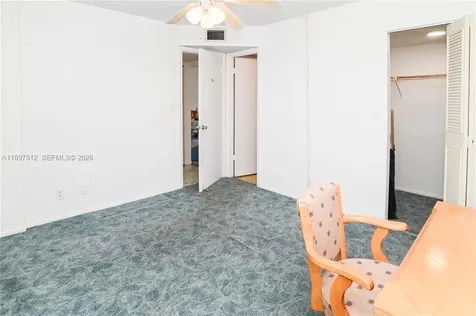 110 Royal Park Drive Oakland Park FL 33309