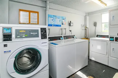 110 Royal Park Drive Oakland Park FL 33309