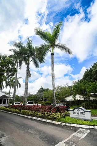 110 Royal Park Drive Oakland Park FL 33309