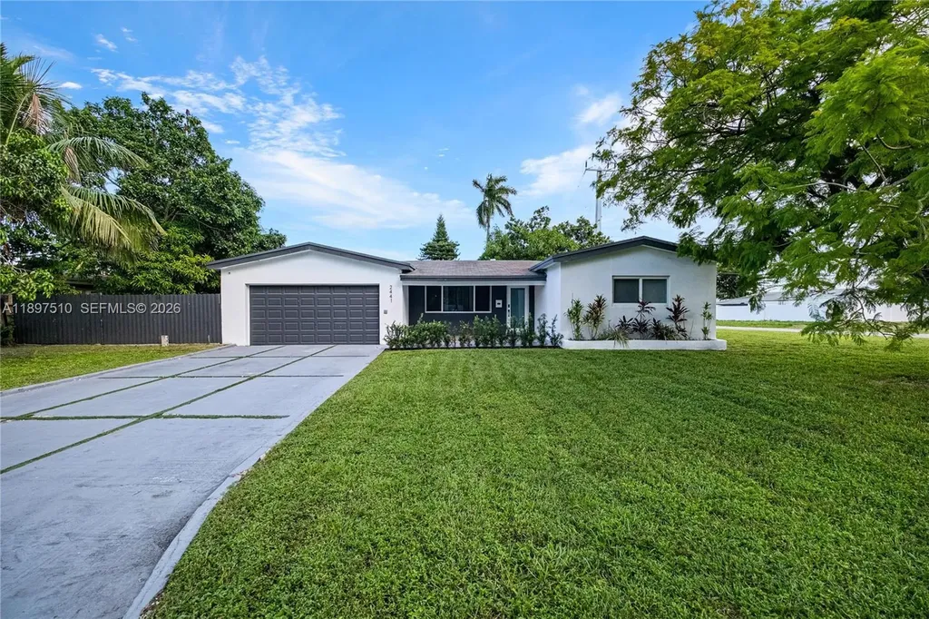 2441 Alcazar Drive Miramar FL 33023