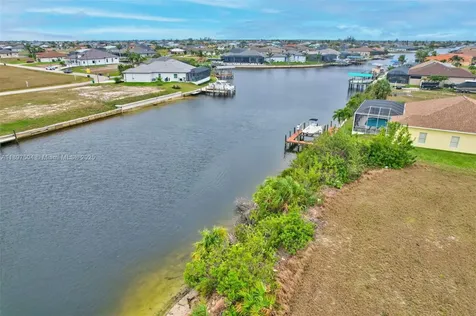 3216 NW 14 Terrace Cape Coral FL 33993