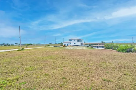 3216 NW 14 Terrace Cape Coral FL 33993