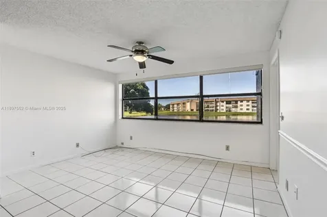 2981 N Nob Hill Road Sunrise FL 33322