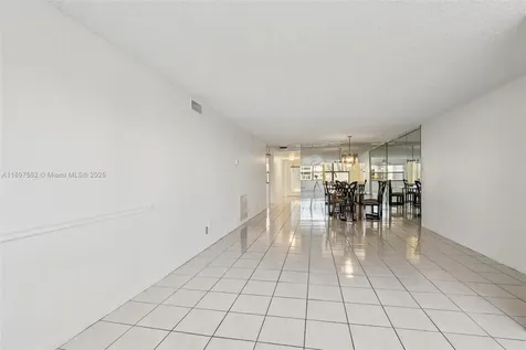 2981 N Nob Hill Road Sunrise FL 33322