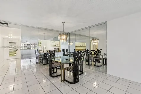 2981 N Nob Hill Road Sunrise FL 33322