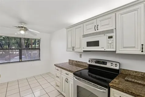 2981 N Nob Hill Road Sunrise FL 33322